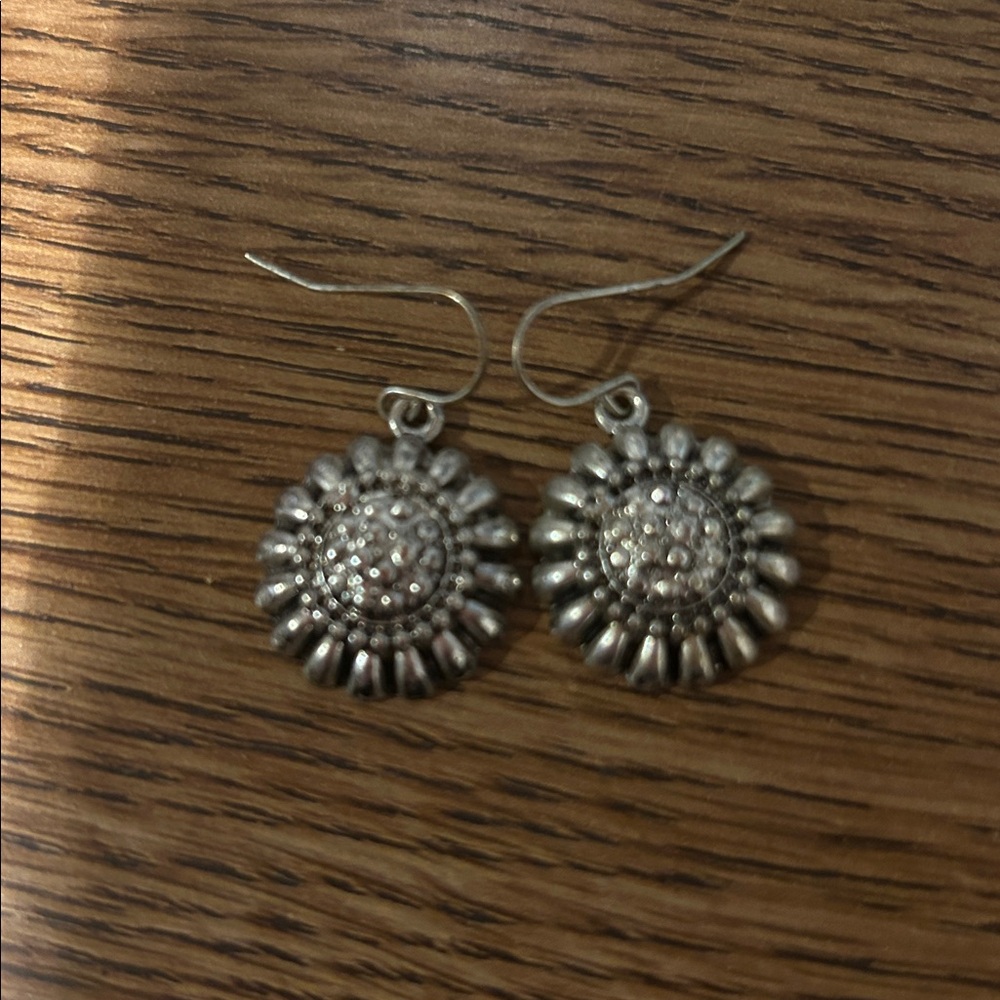 Source Unknown Silver Floral Earrings